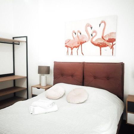 Explore Greece From Colorful City Centre Apartment Chalkida Bagian luar foto